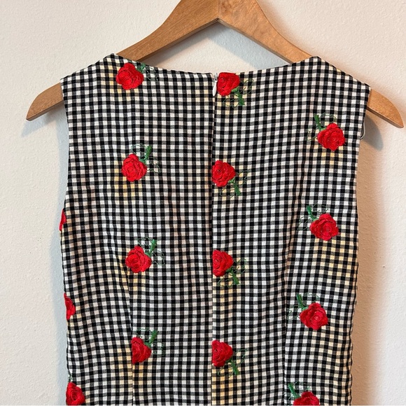 Vintage Dani Max Women’s 6 Gingham Roses Embroidered Knee Length Shift Dress - Picture 6 of 9